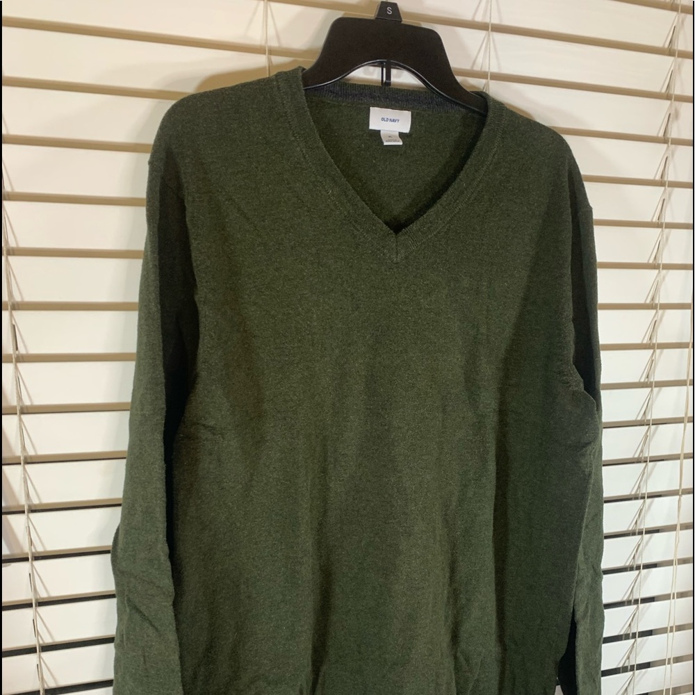 2/$15 Men’s Sweater - Picture 2 of 3